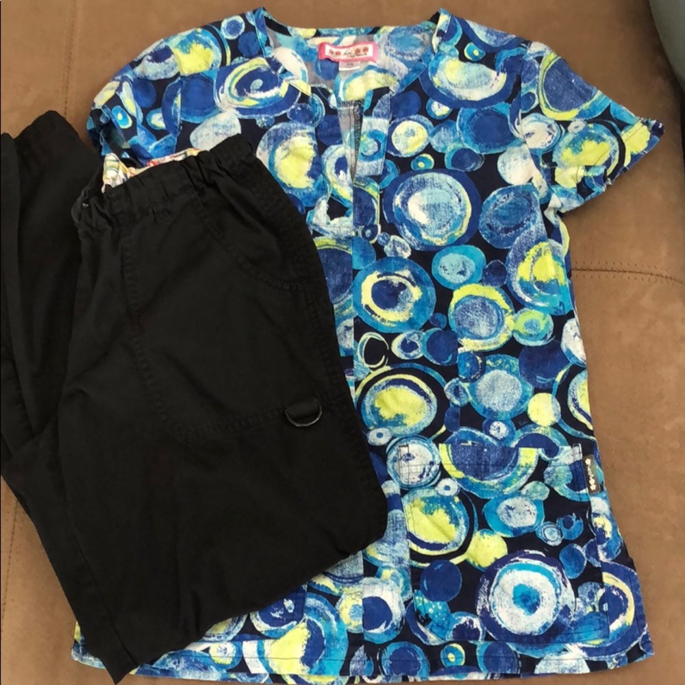 Koi Scrubs